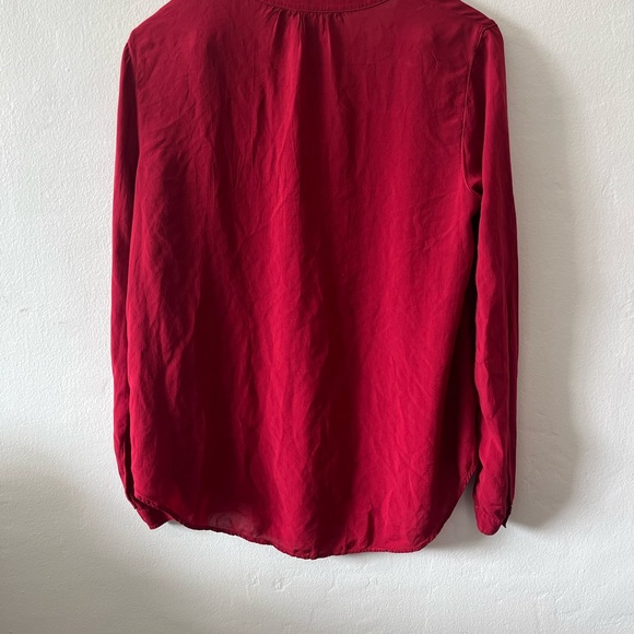 Velvet by Graham & Spencer Red Long Sleeve Relaxed Blouse with Mandarin Collar - Picture 2 of 4